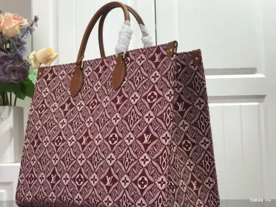 LOUIS VUITTON 1854 SINCE GM ONTHEGO 0624